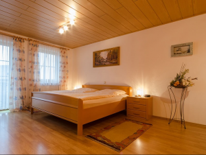 Balkon-Doppelzimmer